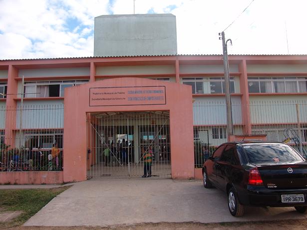 Foto da E.M.E.F. Dom Francisco de Campos Barreto