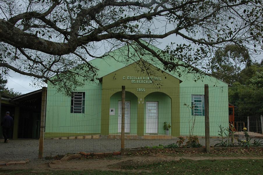 Foto da E.M.E.F. Dr. Berchon